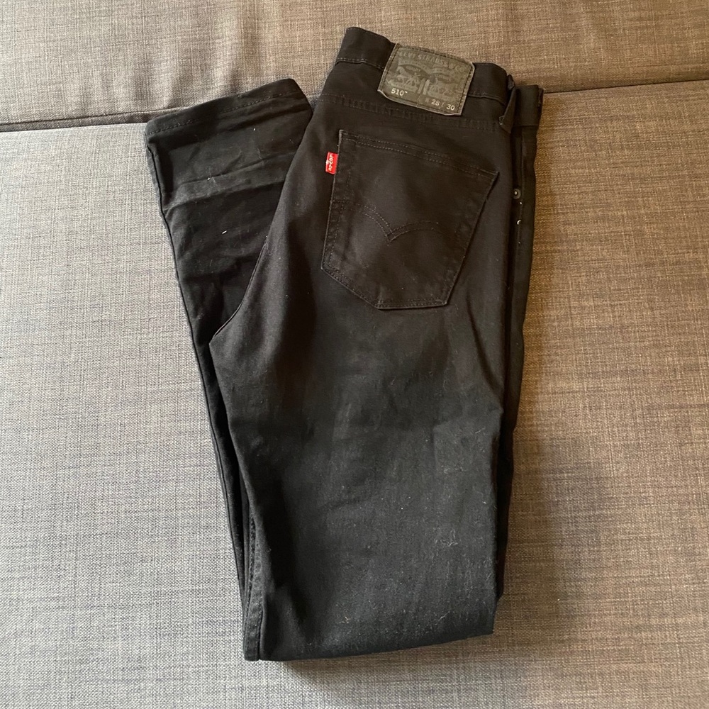 Black Levi’s 510 W 28 L 30 jeans